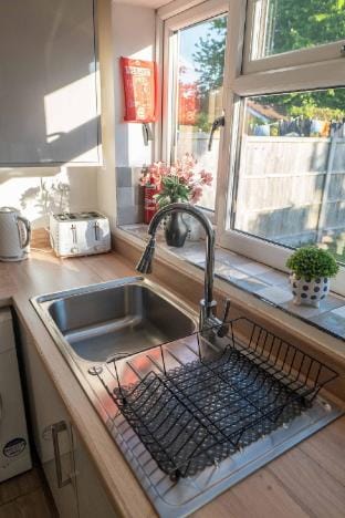 Harvard House Cosy 3BR home Bham nr NEC JLR Vacation rental in Solihull