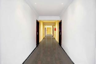 Collection O Anantapur Railway Station [Day Stay - 12 Hrs Slot : 8 AM to 8 PM]  Hotel in Karnataka