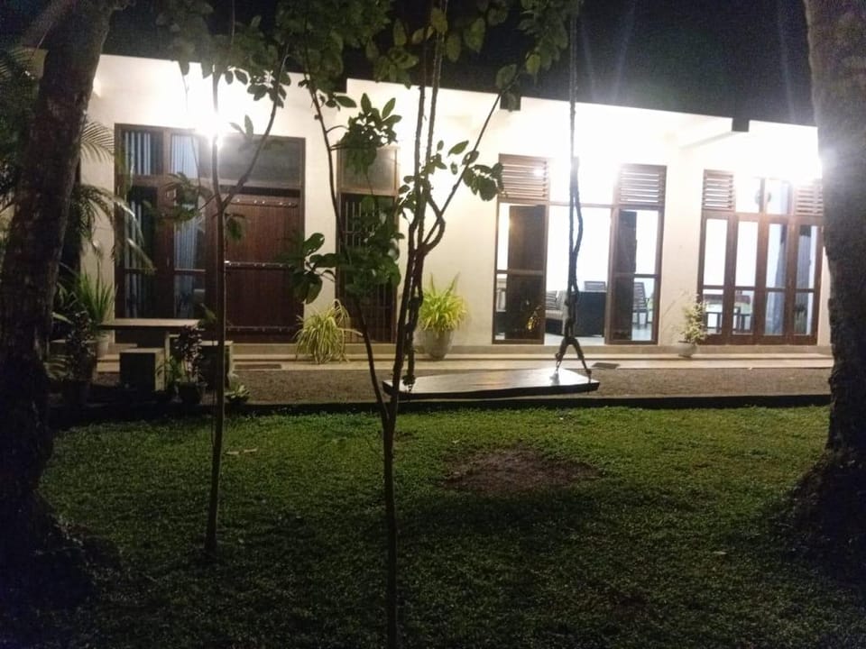Villa Water Bubble Hotel in Southern Province