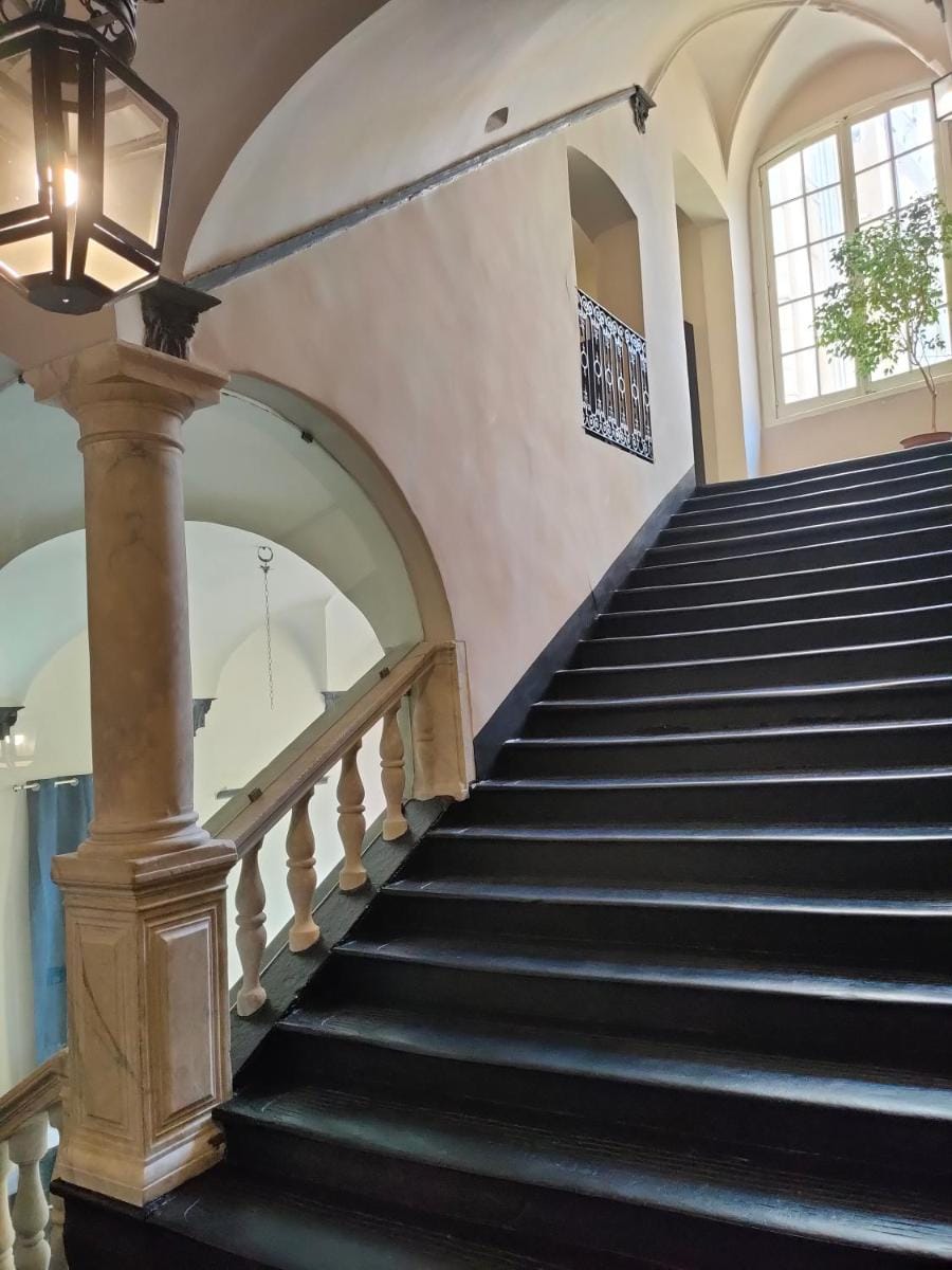 Rooms Ponte Calvi Apartment in Genoa