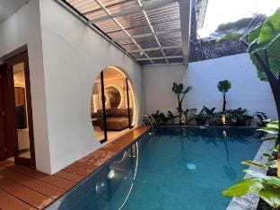Aesthetic Villa Bandung dago W hotpool Villa in Bandung