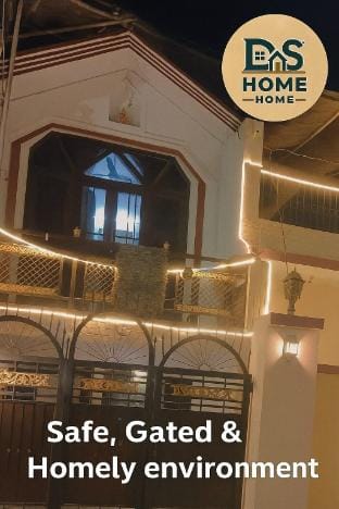 Wander Vibes: B&B Retro-theme Vacation rental in Lucknow