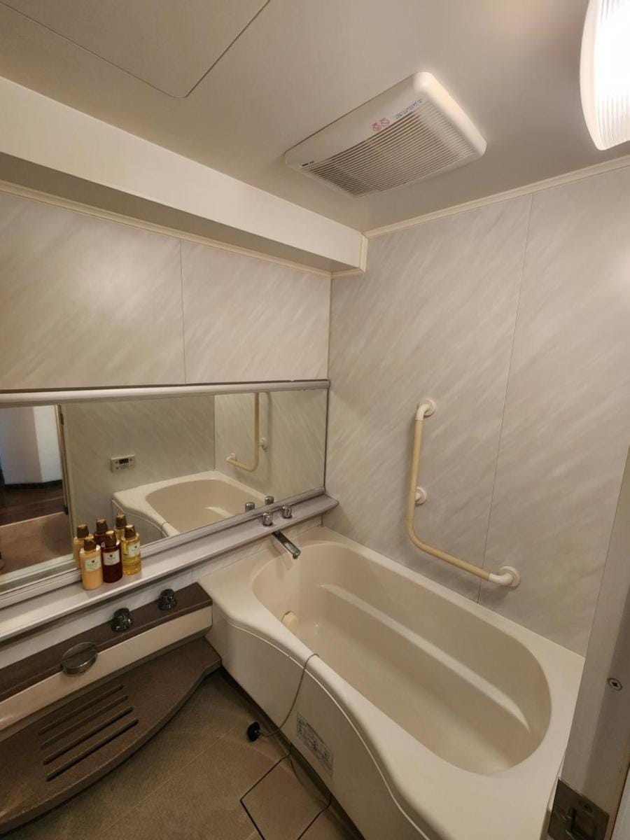 LiVEMAX Claudia Akasakamitsuke Apartment in Shinjuku