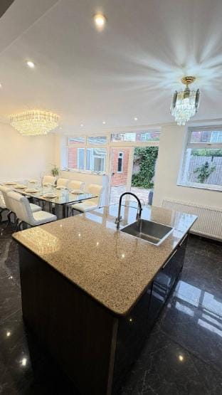 Luxurious West London Retreat With Hot Tubs  Easy Access to Central London Vacation rental in Southall