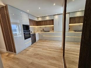 Luxury Portico Apartment Vacation rental in Cape Town