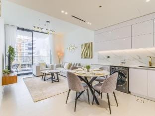 Premium 1BR Retreat, Fully Furnished in JVC Vacation rental in Dubai