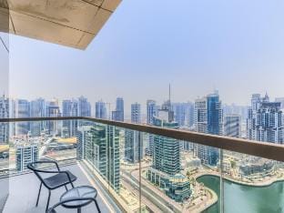 Waterfront Marina View - Spacious 3BR Furnished Vacation rental in Dubai