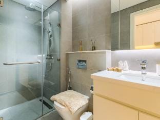 Full Burj Khalifa View | Modern Furnished Studio Vacation rental in Dubai