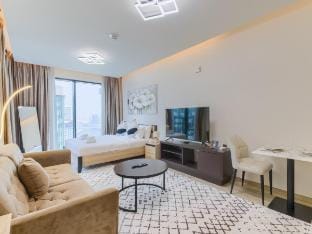 Full Burj Khalifa View | Modern Furnished Studio Vacation rental in Dubai