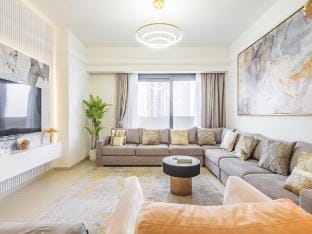 Iconic Burj Khalifa View | 3BR+Maids | Luxury Unit Vacation rental in Dubai
