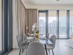 Luxury 2BR Family Living | Premium Amenities Vacation rental in Dubai