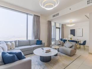 Full Creek View, Spacious 3BR Apt in Creek Harbour Vacation rental in Dubai