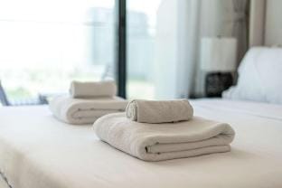 Sleek & Cozy Studio | Central MBR City, Dubai Vacation rental in Dubai