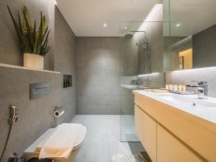 Luxurious 1BR in the Heart of Business Bay Vacation rental in Dubai