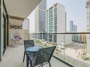Luxury 1BR Haven in Binghatti Emerald - JVC Vacation rental in Dubai