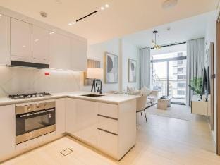 Luxury 1BR Haven in Binghatti Emerald - JVC Vacation rental in Dubai