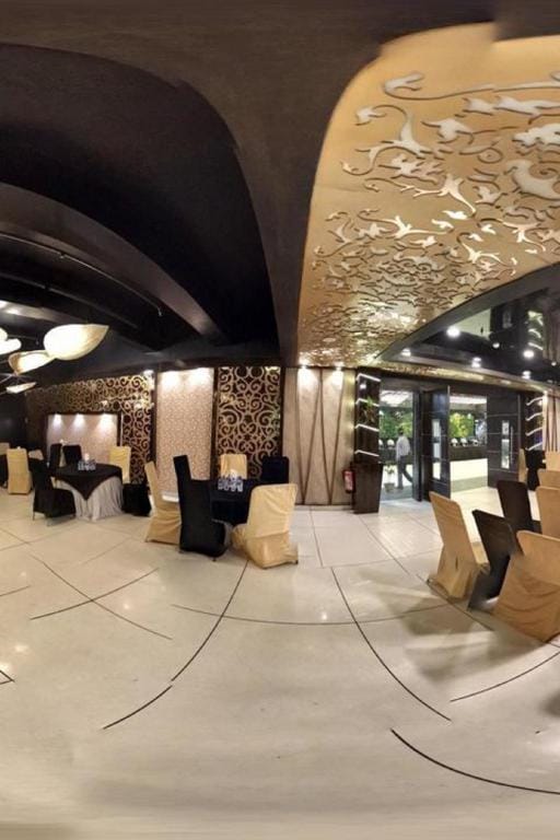 Hotel Shane Avadh 7.5 km from Shree Ram Temple Hotel in Nepal