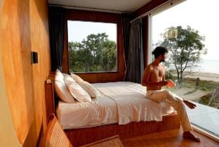 Demi Beach Concept Pranburi Beachfront 2 bed room Vacation rental in Prachuap Khiri Khan, Thailand