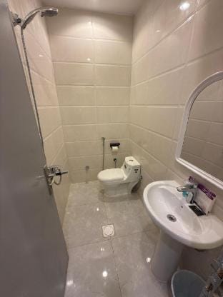 Stylish 1BR • Smart TV • Coffee Bar • Free Parking Vacation rental in Riyadh