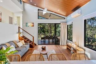 Amara Grove Brisbane Cottage - Come Home to Calm Vacation rental in Brisbane