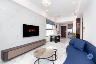 Premium 2BRs Apt, Free Gym&Pool,1.5km from airport Vacation rental in Ho Chi Minh City