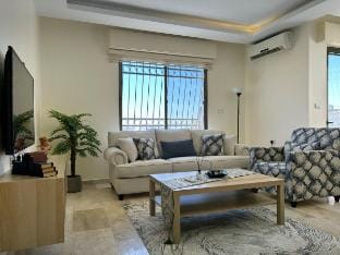 3 bedroom flat, 3 bathrooms, 7th circle, Amman Apartment in Africa