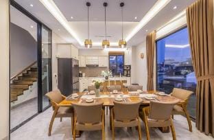 L’Ciel Villas- 7 rooms, city view, and BBQ garden Vacation rental in Dalat
