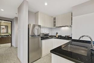 Orlani by Kozystay - BSD Vacation rental in West Java