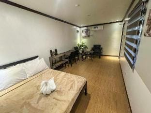 Staycation 5-min drive from Wharf - ROOM 6 Vacation rental in Island Garden City of Samal