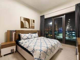 Luxury 2BR Near Burj Khalifa w/ Pool & Canal Views Vacation rental in Dubai