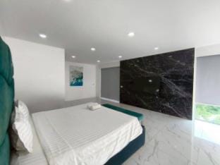 TYA-06 Pattaya Nordic Style Villa 6 Bedroom Vacation rental in Pattaya City