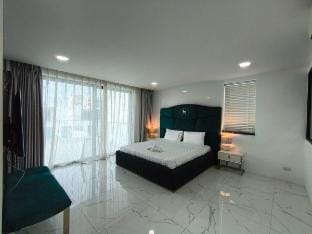 TY-04 Pattaya Nordic Style Villa 4 Bedroom Vacation rental in Pattaya City