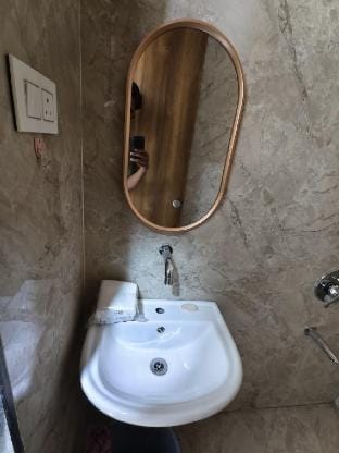 Nesting Nook - Brand- New Top-Floor Scenic Retreat Vacation rental in Maharashtra