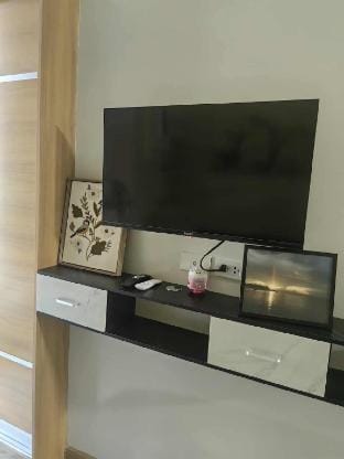Brand new! A City lights Studio @Congressional Ave Apartment in Quezon City