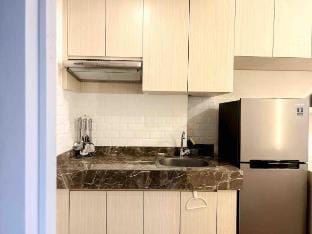 Apt Vasanta Innopark Studio Ch3n dg Bathub & Pool Vacation rental in West Java