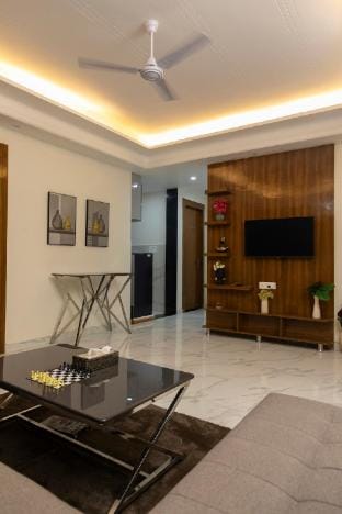 Nomad 2BHK by Luxury Heights Vacation rental in Rishikesh