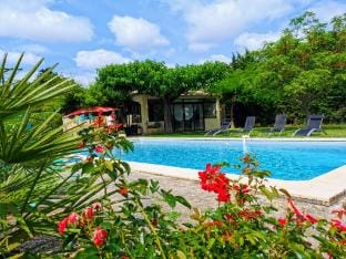 Maison de vacances en Provence avec piscine privée Vacation rental in Provence-Alpes-Côte d'Azur