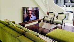 LinggaDua: Jungle Chic Villa & Majestic Garden Villa in North Kuta