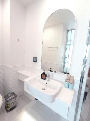 Căn hộ tầm nhìn đồi núi tại thị trấn Hoàng Hôn Apartment in Phu Quoc