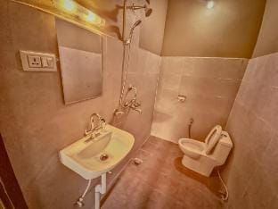 Stay in the Wild | Quiet Room + Hot Shower Vacation rental in Nepal