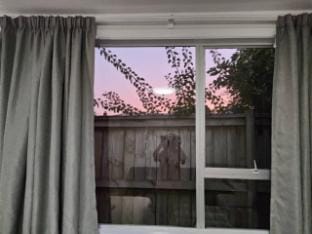 Small 3 bedroom Garden Chalet Vacation rental in Auckland
