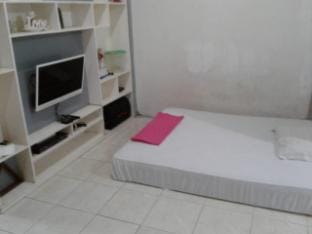 KARUNIA HOMESTAY Vacation rental in Batu