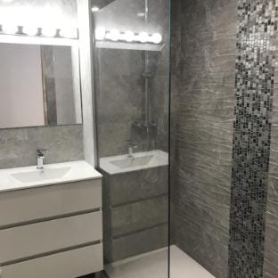 Modern Marina Apt Fantastic location Marina/Beach Apartment in Estepona