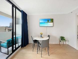 MetaWiseBnB 1Bed Next to ICC Darling Harbour 154 Vacation rental in Surry Hills