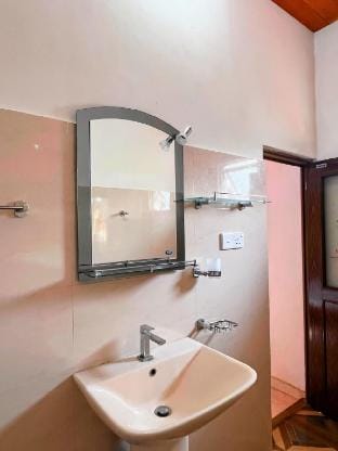 Riverside Residance (monthly or long-term rental ) Vacation rental in Ahangama
