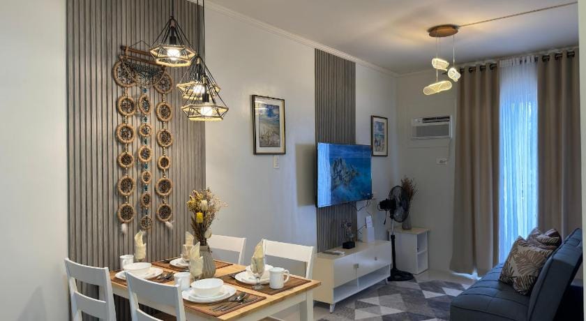 Verdant Condo w/ Pool, Balcony, Near Airport Hotel in Puerto Princesa
