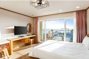 Seogwipo Dombae Resort Bed and Breakfast in South Korea
