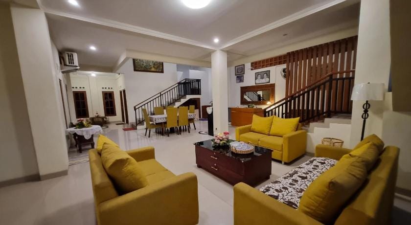 Omah Nayan Guest House Hotel in Special Region of Yogyakarta