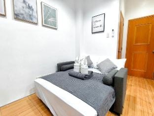 Townhouse 2BR Unit 4 FreeParking near IT Park Cebu Vacation rental in Lapu-Lapu City