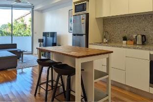 Close to UNSW/Centennial Park/Beach (Free Parking) Vacation rental in Kensington